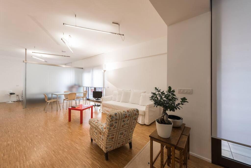 New Cosy Apartment Near To Petruzzelli Theatre 바리 외부 사진